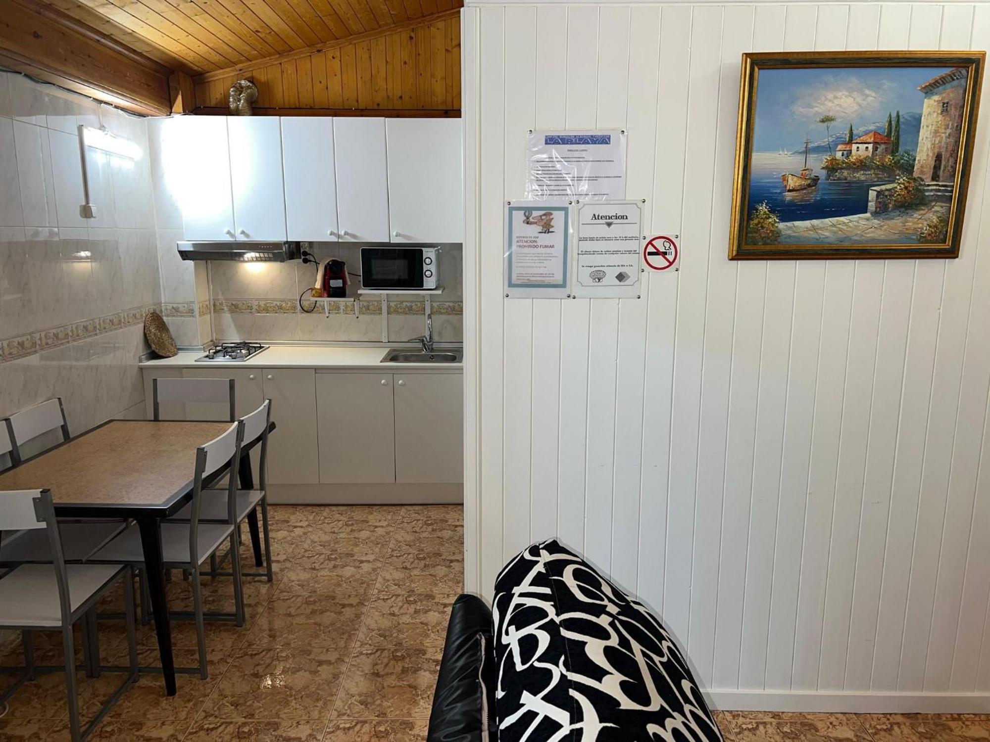 Bungalows&Albergue La Playa Logrono Luaran gambar