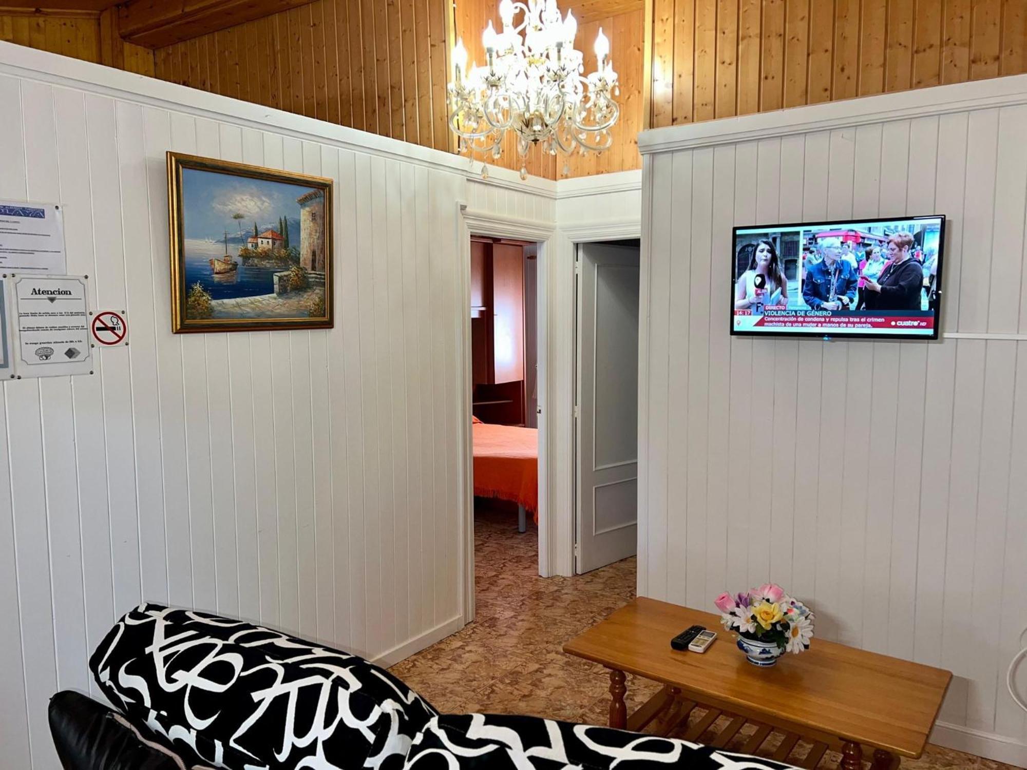 Bungalows&Albergue La Playa Logrono Luaran gambar